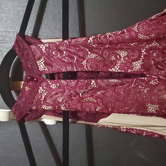 Venus NWOT Purple Size Large High-Low Lace Dress - Picture 6 of 8